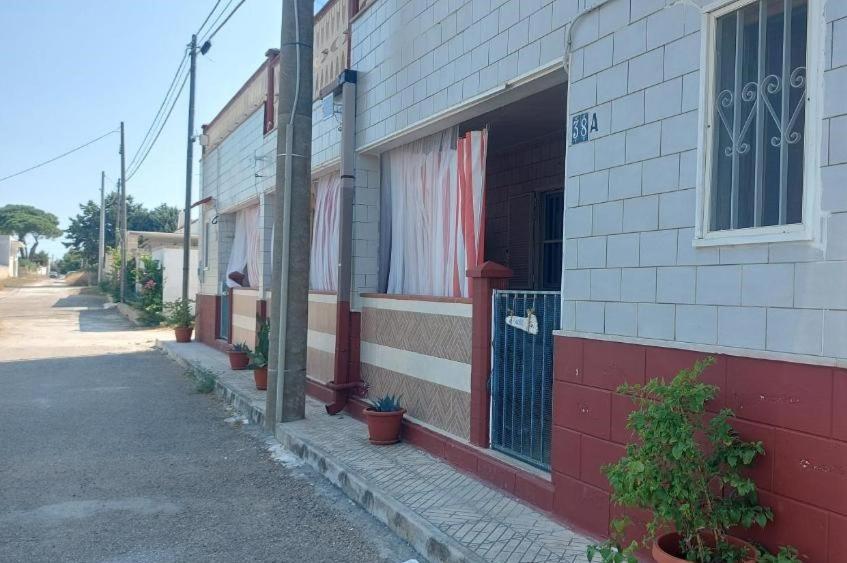 Villa Mare Sole Vento 38 Punta Prosciutto Torre Colimena Exterior foto
